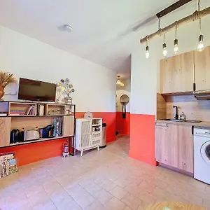 Appartement Douillet Et Calme, Jasmins En Côte D'azur, Vallauris